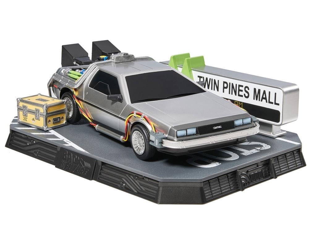 Numskull Back to the Future Countdown Character Time Machine Plastic Model Kit - View 38