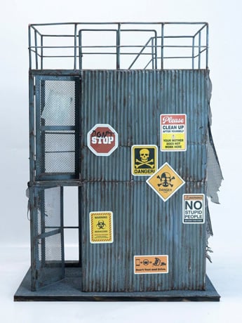 MMMToys The End Observation Station 1/12 Scale Diorama Statue
