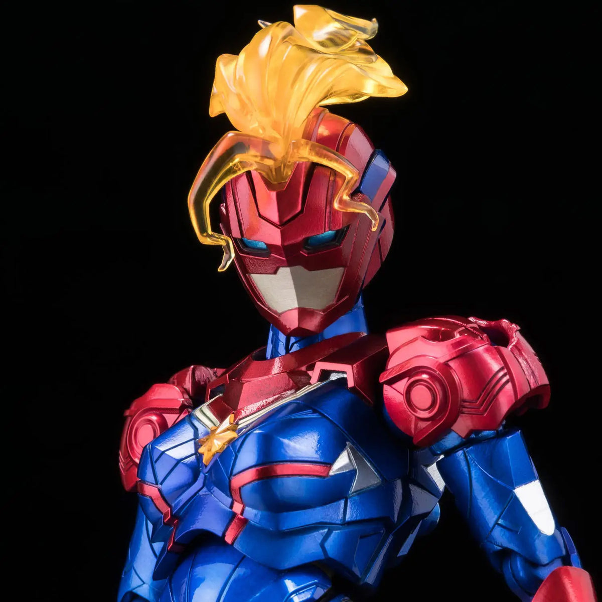 Sentinel Marvel Fighting Armor Captain Marvel Action Figure, 6.5-Inch - View 9