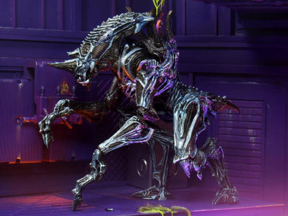 NECA Aliens Ultimate Rhino Alien Ver. 2 10-Inch Plastic Figure - View 4