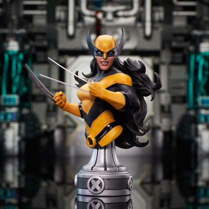 Diamond Select Toys Marvel Comics X-23 1/7 Scale Limited Edition Mini Bust, 6-Inch - View 5