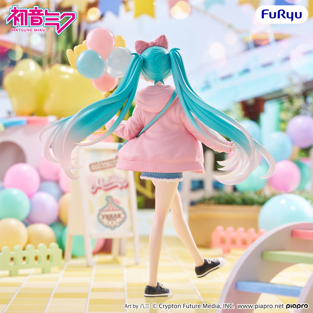 FuRyu Vocaloid Muchute Hatsune Miku (Theme Park Date Ver.) Figure 7.5-Inch - View 4