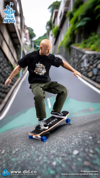 DiD Palm Hero Simply Fun Series The Skateboarder 1/12 Scale Action Figure - View 8