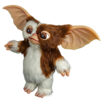 Trick or Treat Studios Gremlins 2: The New Batch Gizmo 1/1 Scale Prop Replica, 10-Inch - View 5