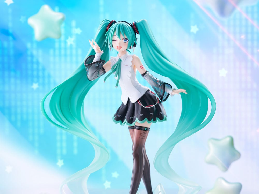 Taito Vocaloid T-Most Hatsune Miku (NT Ver.) Plastic Figure 11.4-Inch - View 2