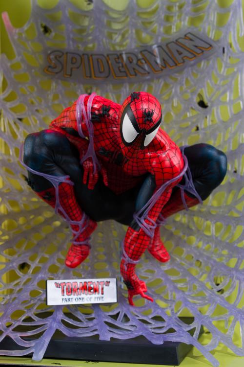McFarlane Toys Marvel Comics Spider-Man (Spider-Man #1) 1/6 Scale Action Figure - View 5