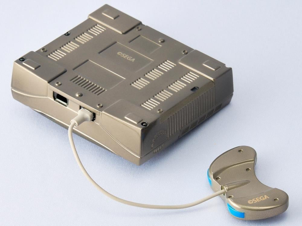 Square Enix Products Sega Hardware Series Bright Arts Gallery Sega Saturn Console Zinc Alloy Piece - View 4