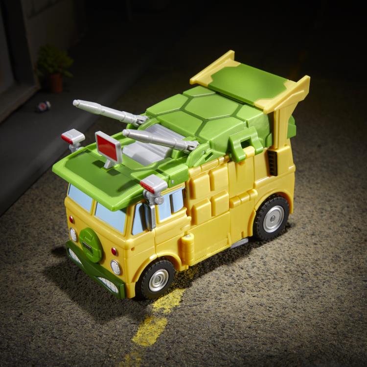 Hasbro Transformers Collaborative Teenage Mutant Ninja Turtles x Transformers Party Wallop 7-Inch Figure - View 13