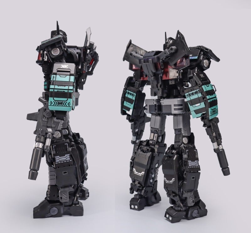 GCreation GDW-01B Ultra Maxmas (Dark Ver.) 9.5-Inch Figure - View 4