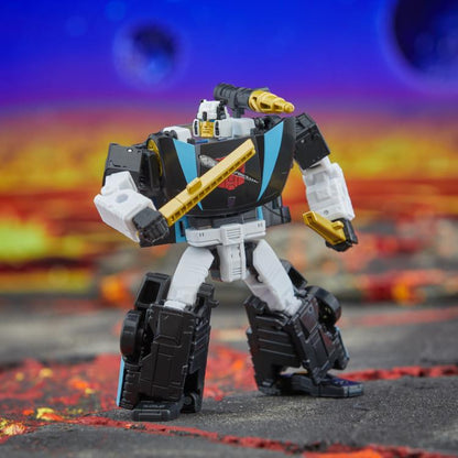 Hasbro Transformers: Legacy United Deluxe Class Armada Universe Wheeljack 5.5-Inch Action Figure - View 7