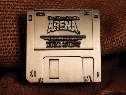 Fanattik Collectibles The Elder Scrolls Arena Floppy Disk Limited Edition Metal Replica - View 2