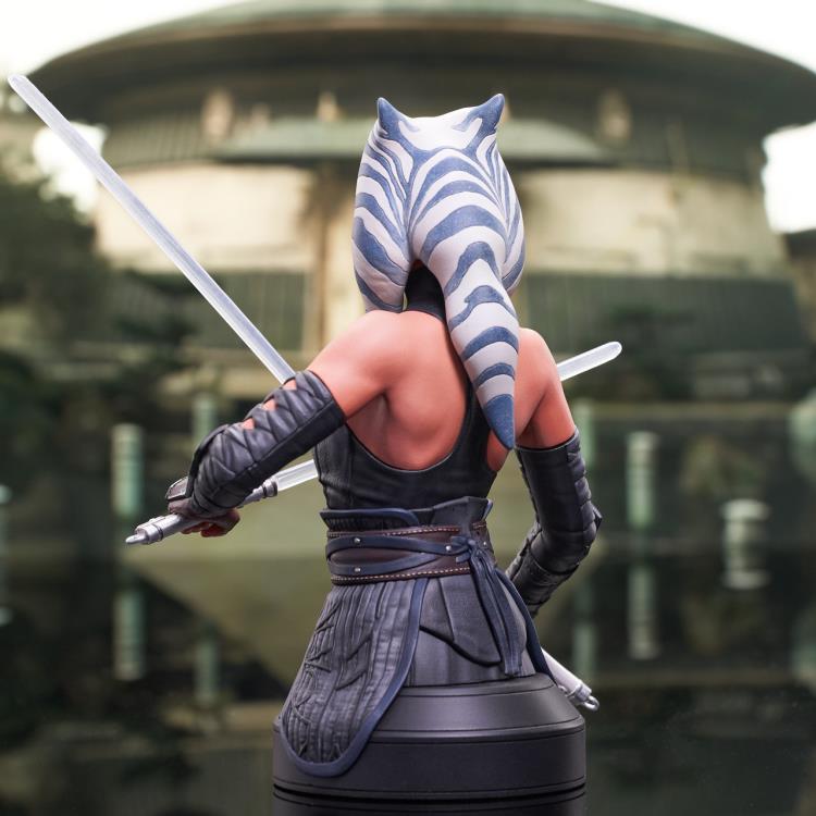 Gentle Giant Star Wars The Mandalorian Ahsoka Tano 1/6 Scale Limited Edition Bust - View 8