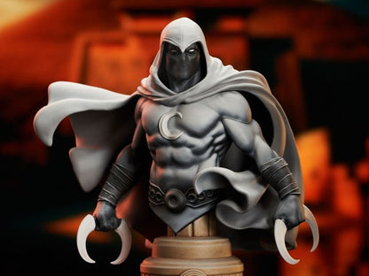 Diamond Select Toys Marvel Comic Moon Knight 1/7 Scale Limited Edition Mini Bust, 5-Inch - View 2