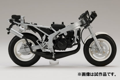 Hobby Japan Honda NSR50 '89 Ross White x Fighting Red 1/12 Scale Model Kit - View 8