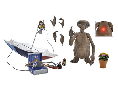 NECA E.T. the Extra-Terrestrial 40th Anniversary Ultimate E.T. Deluxe Action Figure Set - View 12