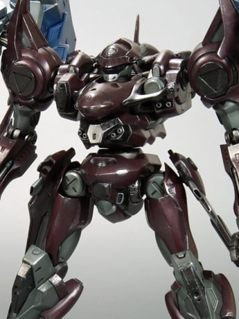 Kotobukiya Armored Core 3: Silent Line Variable Infinity Mirage C02-Uranus 1/72 Scale Model Kit