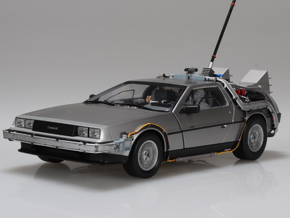 Aoshima Back to the Future Movie Mecha No.BT-05 Time Machine with Figure 1/24 Scale Plastic Model Kit - View 2