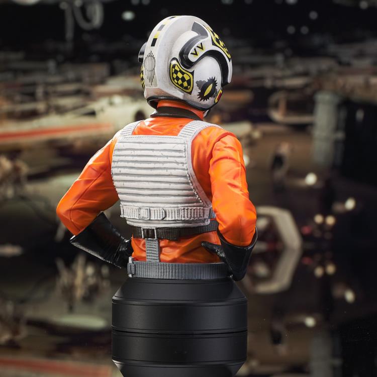 Gentle Giant Star Wars A New Hope Biggs Darklighter (Rebel Pilot) 1/6 Scale Limited Edition Mini Bust - View 10