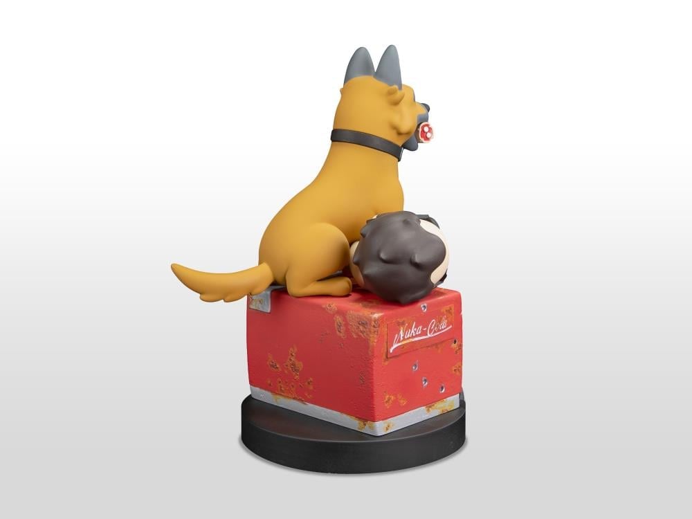 Dark Horse Fallout CX404 and Wilzig (Head) 8-Inch Stylized Vinyl Figure - View 5