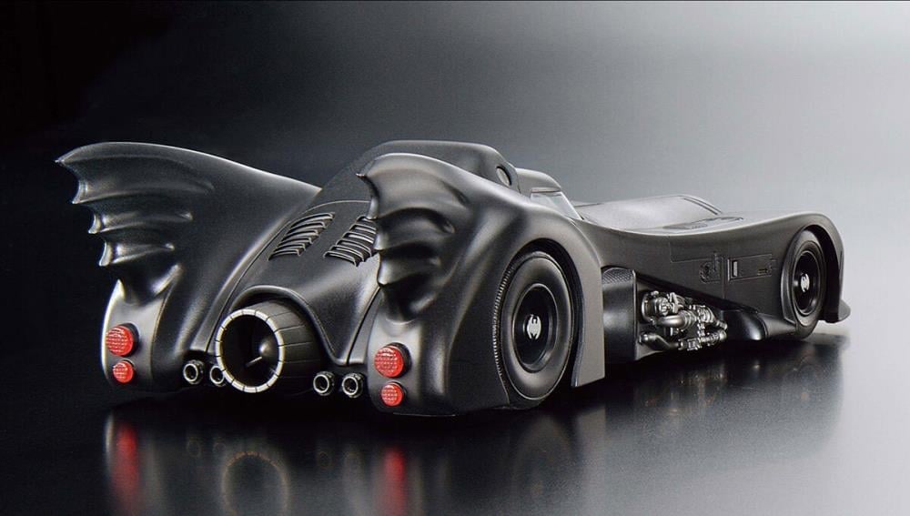 Bandai Batman (1989) Batmobile 1/35 Scale Plastic Model Kit - View 4