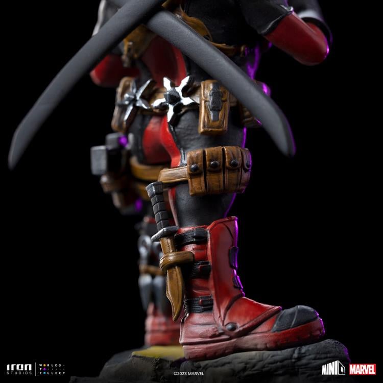 Iron Studios Marvel X-Men MiniCo Deadpool Collectible Figure (6-Inch) - View 11