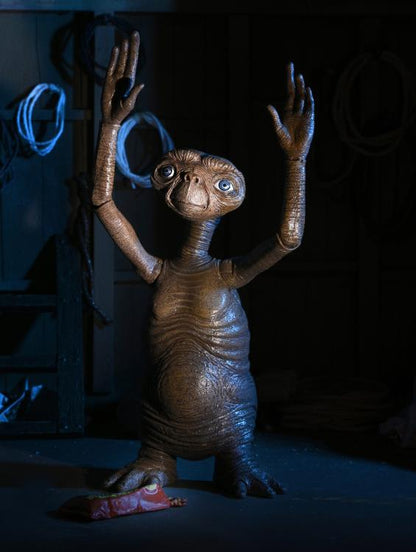 NECA E.T. the Extra-Terrestrial 40th Anniversary Ultimate E.T. Action Figure - View 9