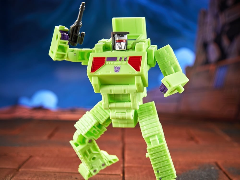 Hasbro The Transformers: The Movie Studio Series 86 Deluxe Class Constructicon Bonecrusher 4.5-Inch Action Figure - View 2