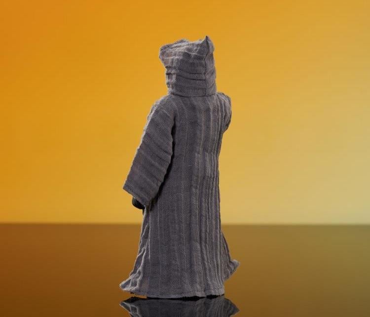 Gentle Giant Star Wars: The Mandalorian Offworld Jawa 1/6 Scale SDCC 2024 Exclusive Limited Edition Jumbo Figure - View 6