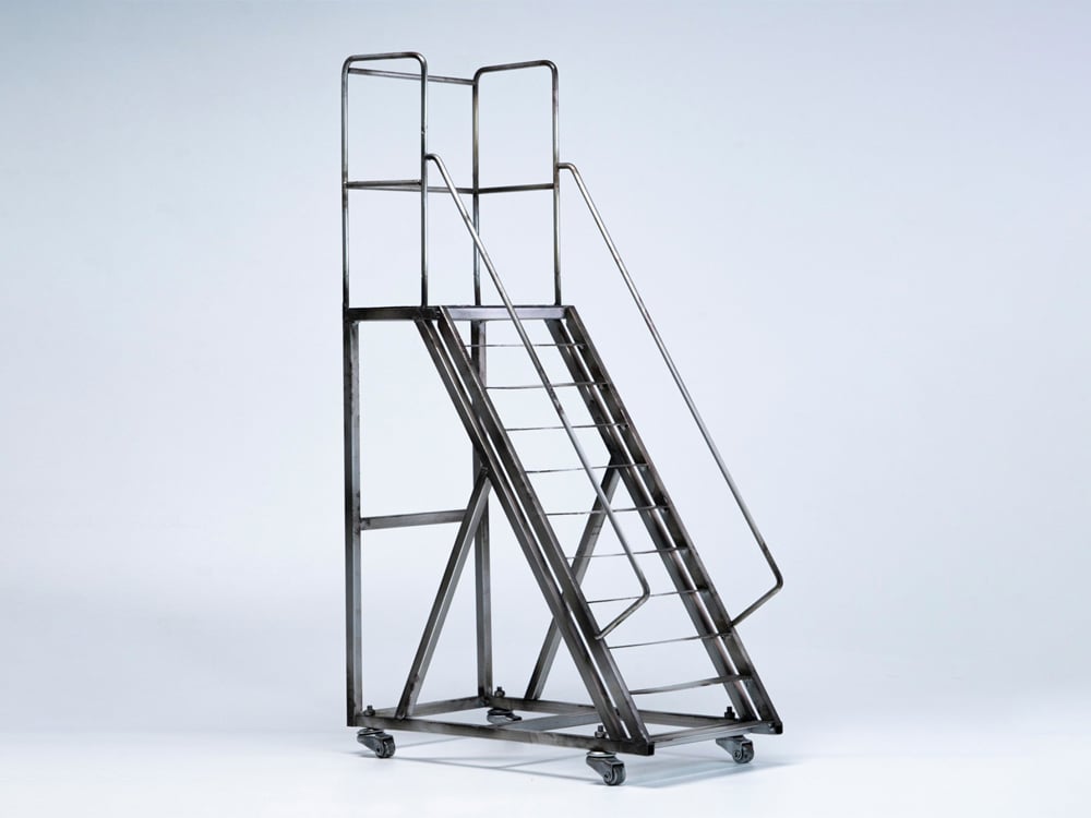 MMMToys Mobile Work Platform Ladder 1/6 Scale Diorama Accessory, 18-Inch Metal - View 2
