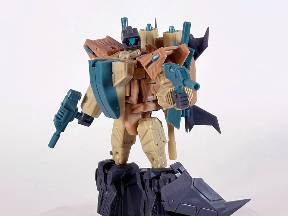 Riot Toys Last of the Seekers Sand Lot Plastic Figure - View 2