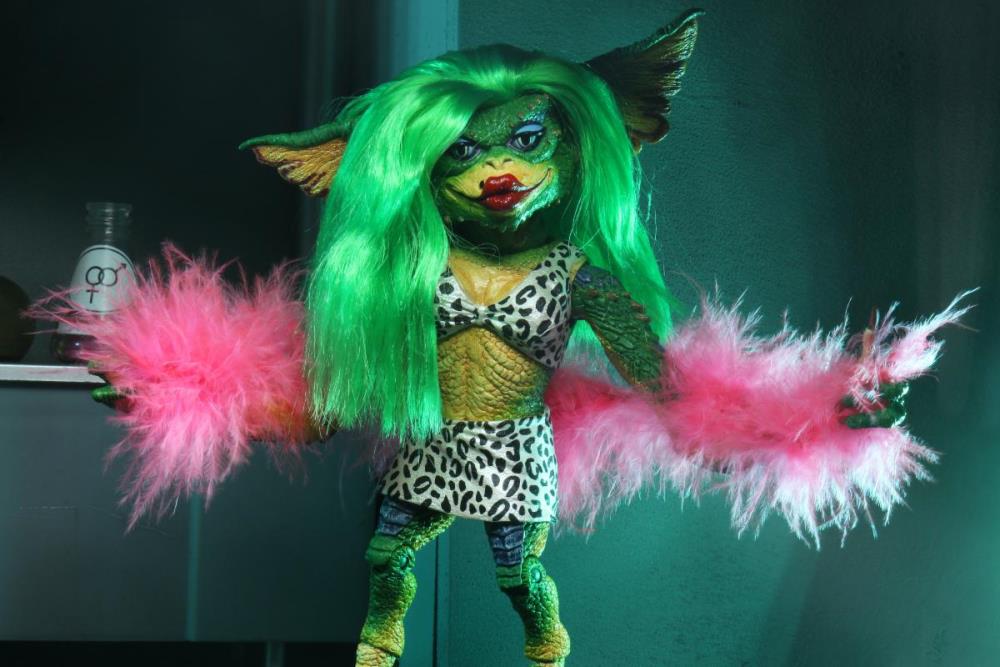 NECA Gremlins 2: The New Batch Ultimate Greta Action Figure, 7-Inch - View 7