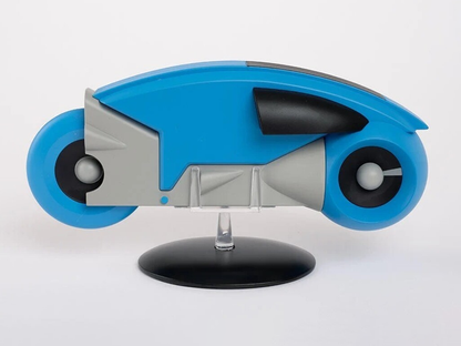 Master Replicas Group Tron Blue Light Cycle (1st Generation) 8.7-Inch Die-Cast Model - View 2