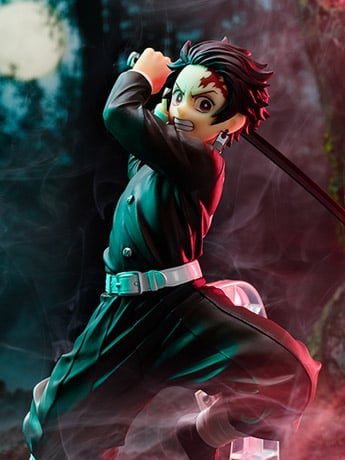 Bandai Demon Slayer: Kimetsu no Yaiba Ichibansho Tanjiro Kamado (Breached Swordsmith Village) 6-Inch Figure