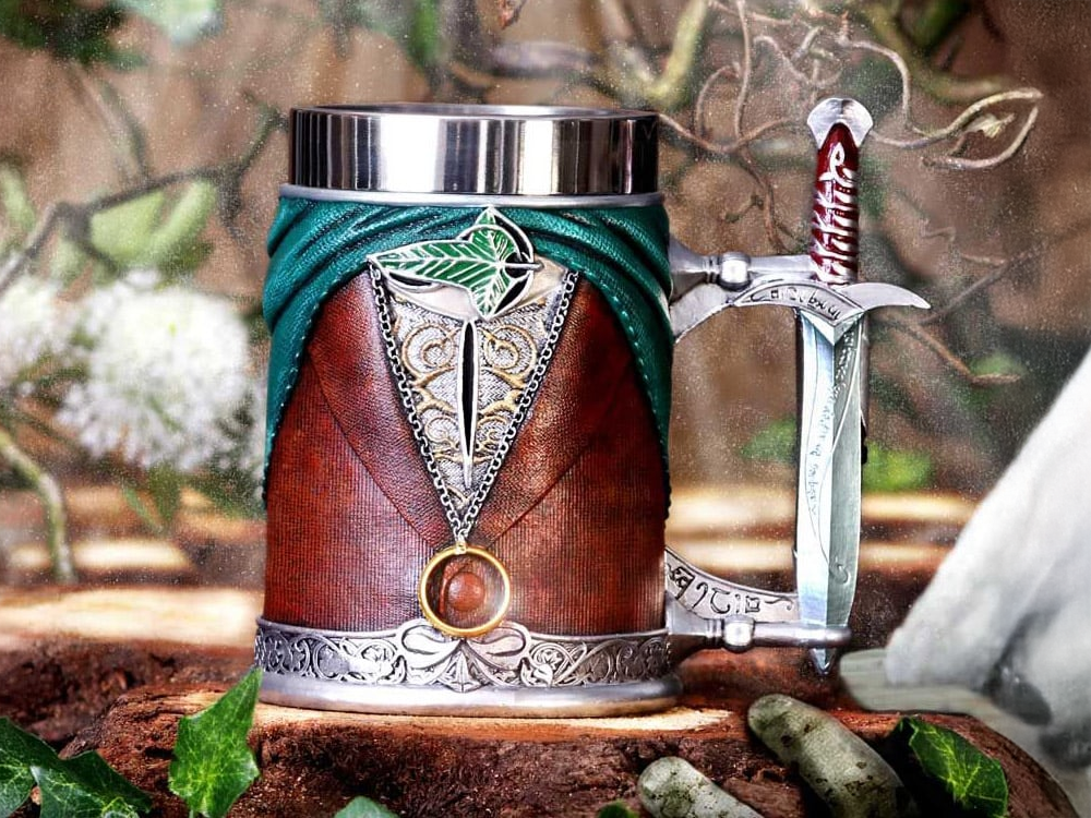 Nemesis Now The Lord of the Rings Frodo Baggins Tankard (6.1-Inch Resin and Steel) - View 2