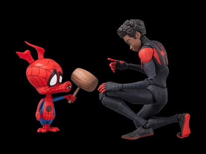 Sentinel Spider-Man: Into the Spider-Verse SV-Action Spider-Gwen and Spider-Ham Plastic Figure Set - View 17