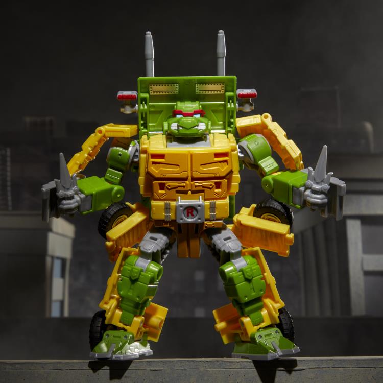 Hasbro Transformers Collaborative Teenage Mutant Ninja Turtles x Transformers Party Wallop 7-Inch Figure - View 3