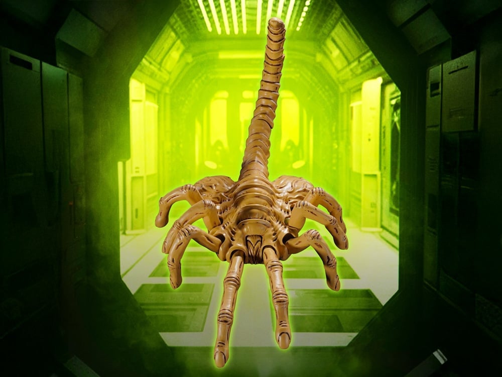52Toys Alien FigLite Facehugger Wind-Up Toy in ABS and PVC - View 2