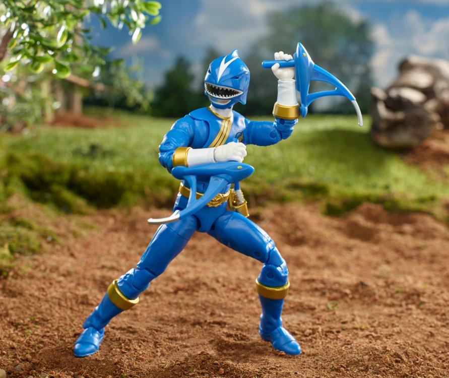 Hasbro Power Rangers Wild Force Lightning Collection Blue Ranger Plastic Figure - View 3