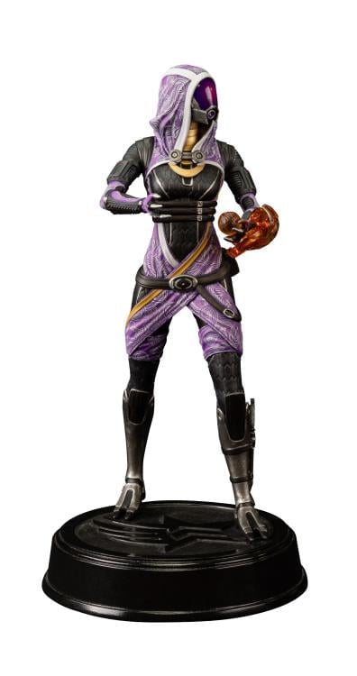 Dark Horse Mass Effect Tali'Zorah 8.5-Inch PVC Figure - View 3