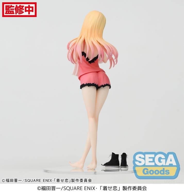Sega My Dress-Up Darling Luminasta Marin Kitagawa (Trying On) 7.08-Inch Figure - View 5