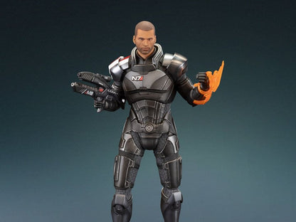 Dark Horse Mass Effect Commander John Shepard 9-Inch PVC Figure - View 2