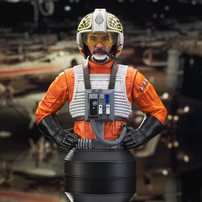 Gentle Giant Star Wars A New Hope Biggs Darklighter (Rebel Pilot) 1/6 Scale Limited Edition Mini Bust - View 8