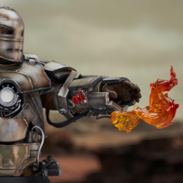 Diamond Select Toys Marvel The Infinity Saga Iron Man Mk. 1 1/6 Scale Limited Edition Mini Bust - View 10