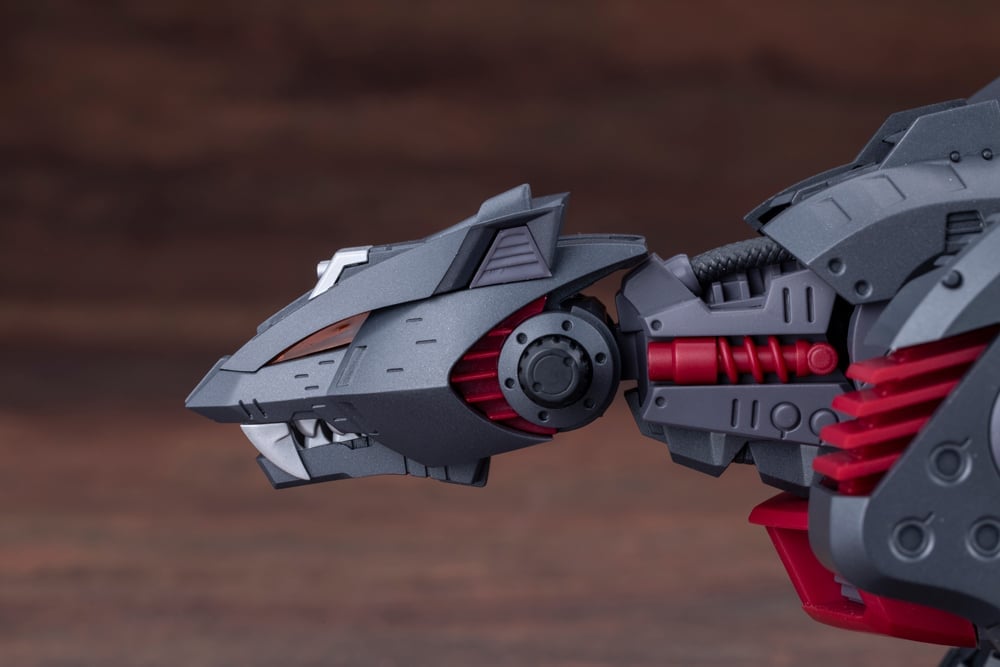 Kotobukiya Zoids Chaotic Century Highend Master Model Lightning Saix Irvine Special 2000 Recolor 1/72 Scale Model Kit - View 20