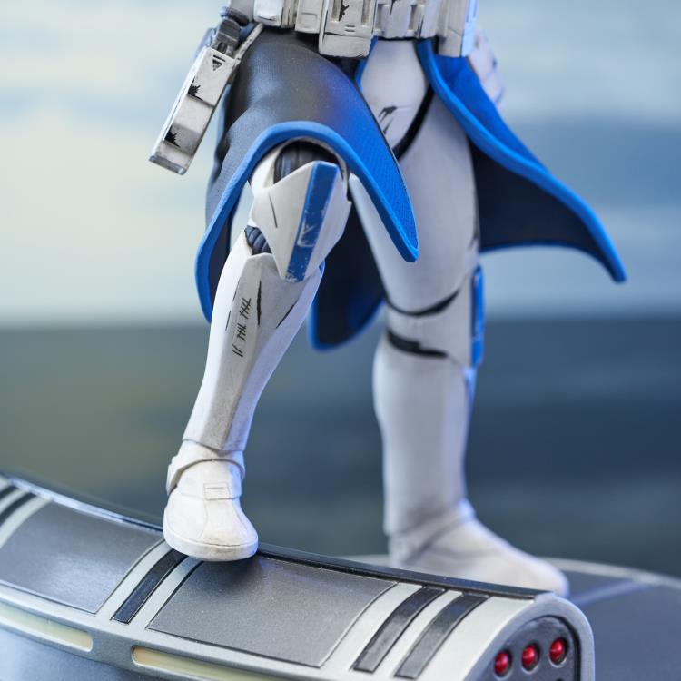 Diamond Select Toys Star Wars: The Clone Wars Premier Collection Captain Rex 1/7 Scale Limited Edition Statue - View 13