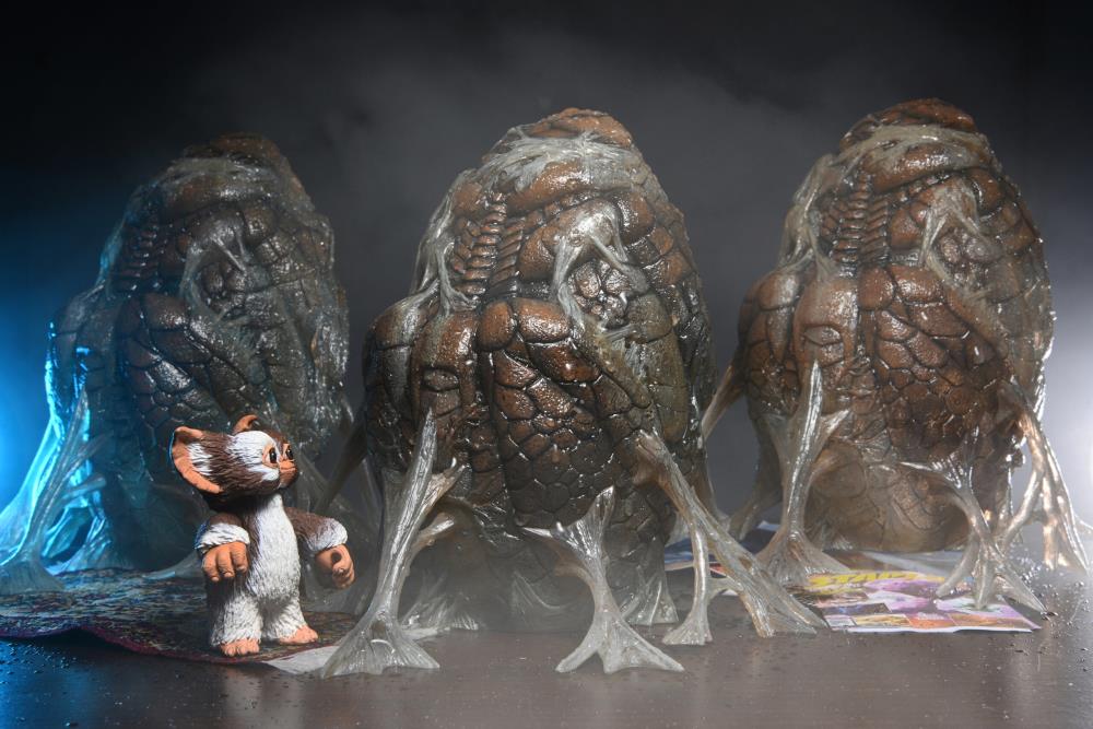 NECA Gremlins Accessory Set for Gizmo and Gremlin Figures, Plastic - View 7