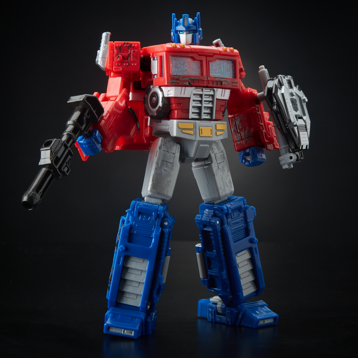 Hasbro Transformers War for Cybertron: Siege Voyager Class Optimus Prime 6.5-Inch Action Figure - View 4