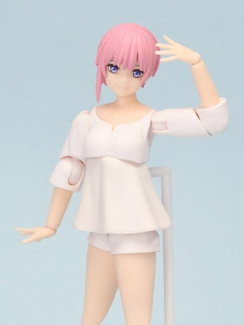 Sega The Quintessential Quintuplets Movingood!!! Ichika Nakano Plastic Figure, 5.7-Inch