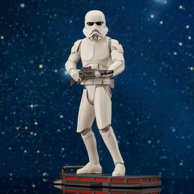 Diamond Select Toys Star Wars Premier Collection Stormtrooper (Concept) 1/7 Scale Limited Edition Exclusive Resin Statue - View 6