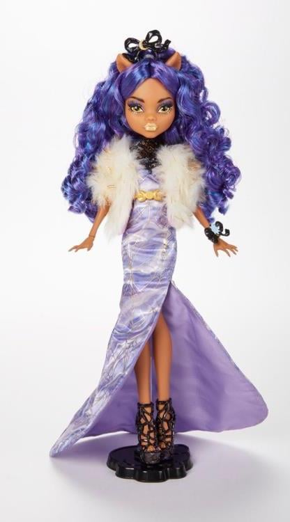 Mattel Monster High Howliday Winter Edition Clawdeen Wolf 11-Inch Doll - View 9